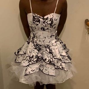 Prom/ wedding dress